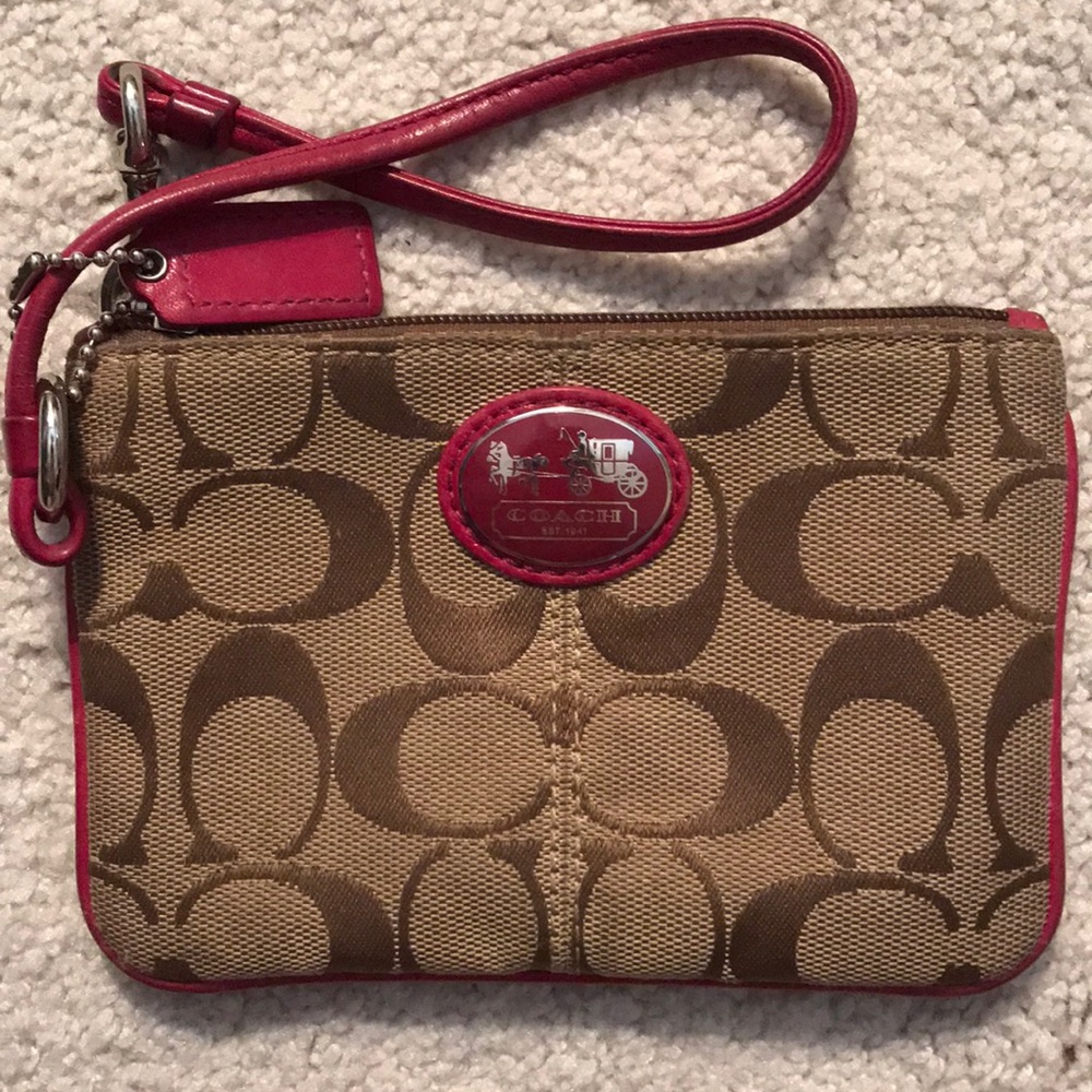 Used Coach wristlet